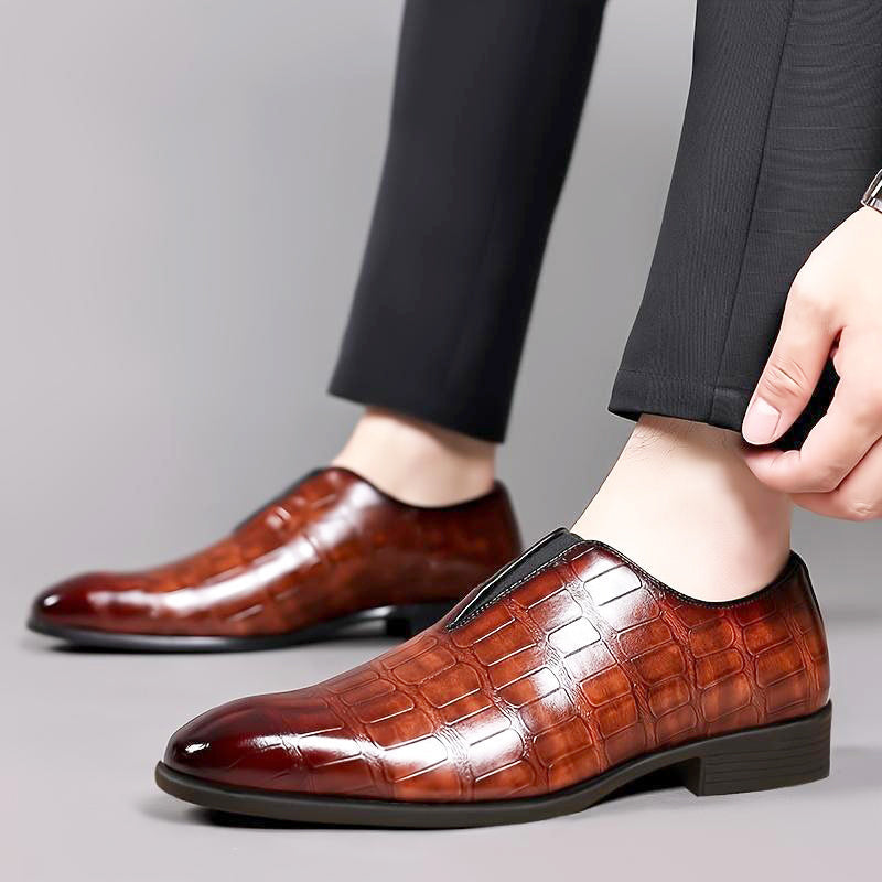 Henri L'Éclatant Glossy Croc-Texture Loafers