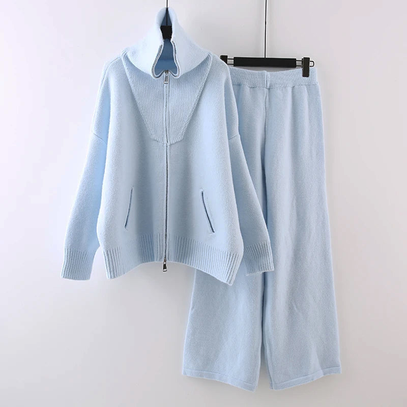Malin Tassou Cozy Knit Duo