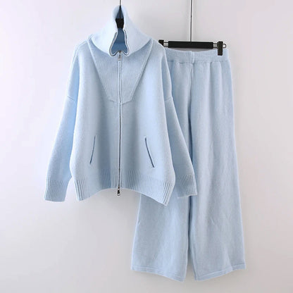 Malin Tassou Cozy Knit Duo