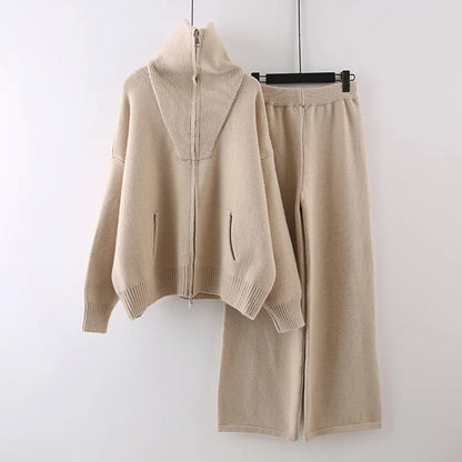 Malin Tassou Cozy Knit Duo