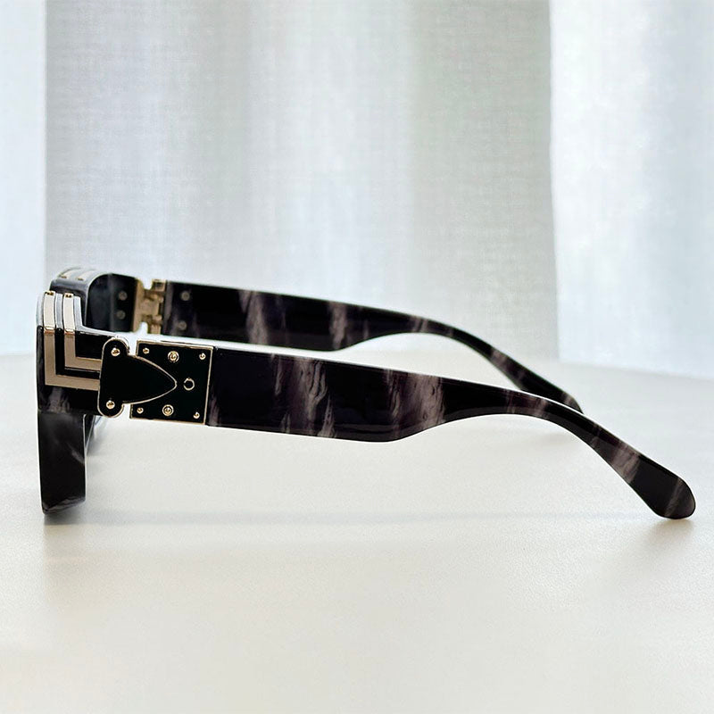 Vintage-Inspired Square Frame Sunglasses